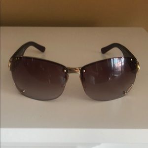 Authentic Gucci sunglasses 🕶